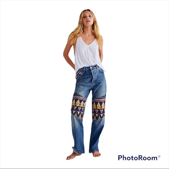 NEW FREE PEOPLE x REVOLVE Patchwork Straight Leg Boyfriend Jeans Size 26 - Picture 2 of 11